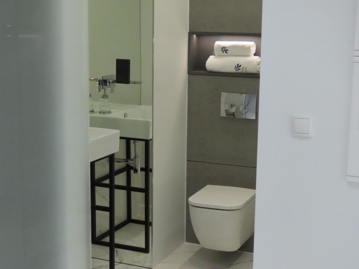 El - Solaris Apartment